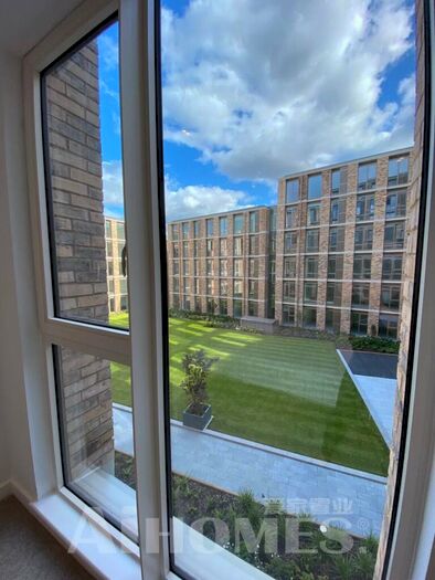 1 Bedroom Apartment To Rent In Burlington Square, Manchester, M15