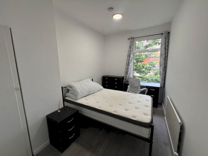 1 Bedroom End Of Terrace House To Rent In Room, Hardy Street, Hull, HU5