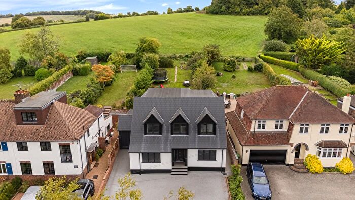 5 Bedroom Detached House For Sale In St. Martins Drive, Eynsford, Kent, DA4