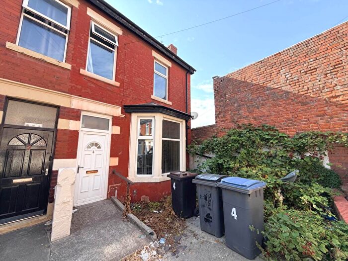 4 Bedroom House For Sale In Lynn Grove, Blackpool, FY1