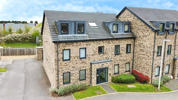 2 Bedroom Apartment For Sale In Steel Close, Newbury, Berkshire, RG14