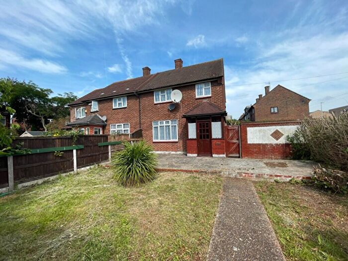 3 Bedroom Semi-Detached House To Rent In Marlyon Road, Ilford, London, IG6