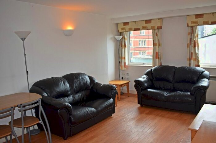 1 Bedroom Flat To Rent In , Whitworth Street West, Southern Gateway, Manchester, M1