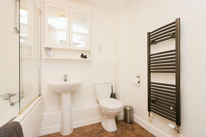 1 Bedroom Flat For Sale In Hatfield Road, St Albans, AL1