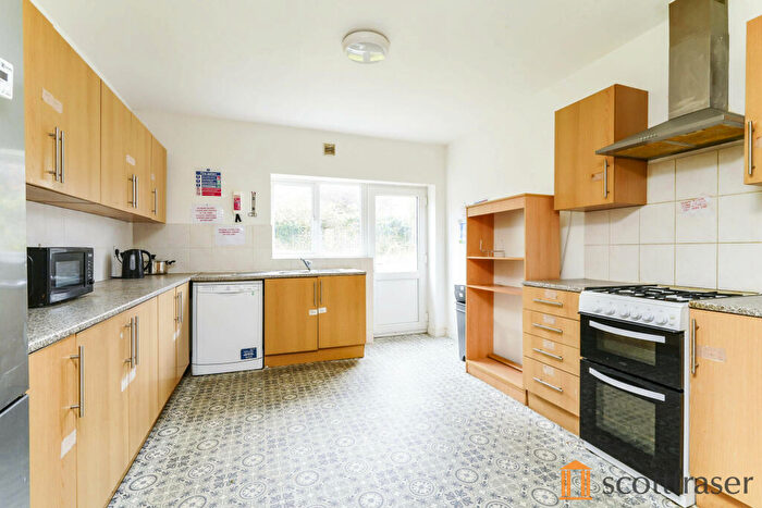 5 Bedroom Semi-Detached House To Rent In Moody Road, Headington, OX3