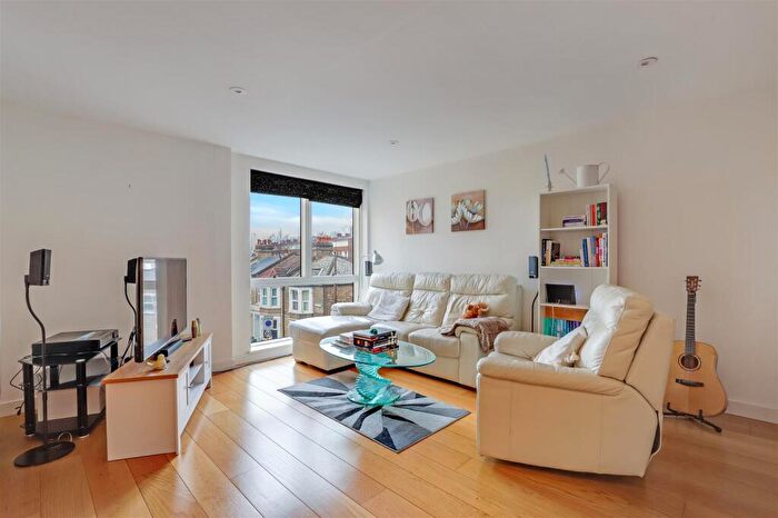 1 Bedroom Apartment For Sale In Chenla Building, Lewisham, SE13