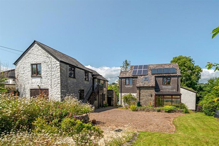 4 Bedroom Detached House For Sale In Fore Street, Bere Ferrers, PL20