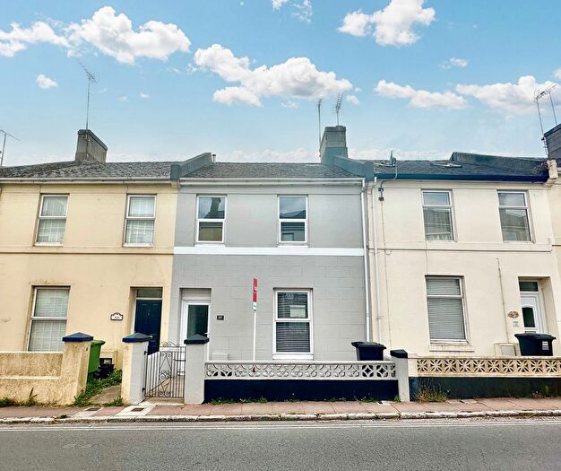 4 Bedroom Terraced House To Rent In Babbacombe Road, Torquay, TQ1