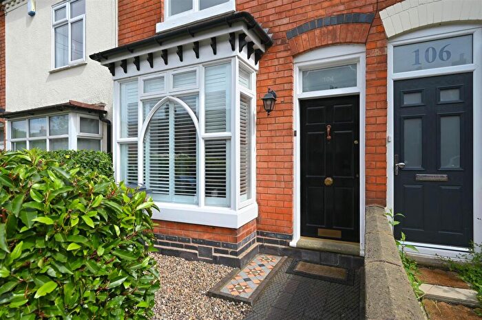 2 Bedroom Terraced House For Sale In Gordon Road, Harborne, Birmingham, B17