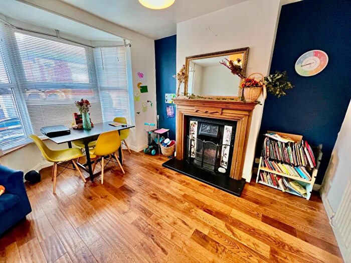 2 Bedroom Terraced House For Sale In Gordon Street, Rothwell, Kettering, NN14