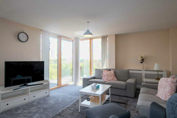 3 Bedroom Apartment To Rent In Topaz House, Central Milton Keynes, MK9