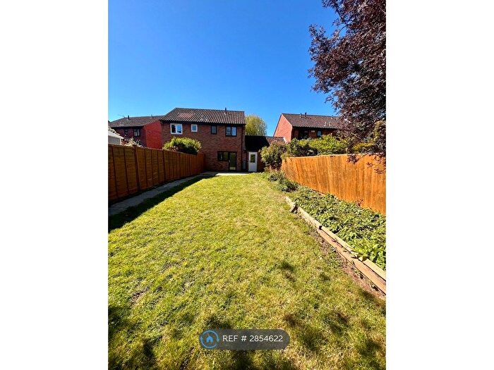 2 Bedroom Semi-Detached House To Rent In Denton Close, Oxford, OX2