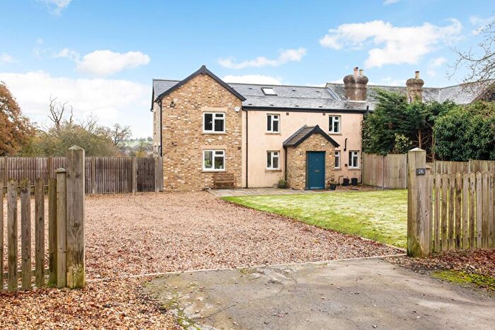4 Bedroom Semi-Detached House To Rent In School Lane Bricket Wood, AL2