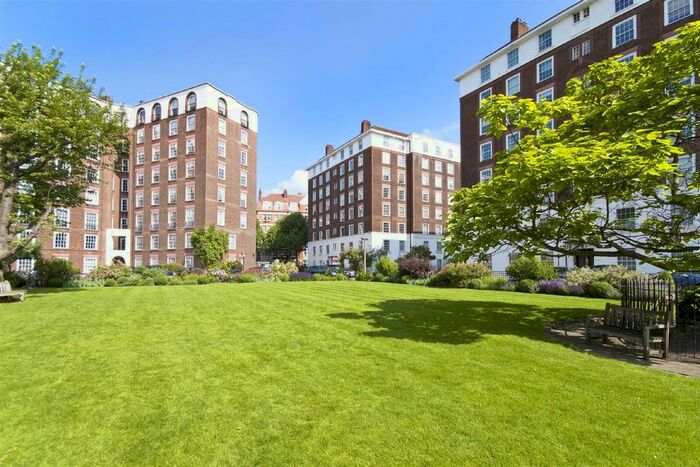 4 Bedroom Flat To Rent In North End House, Fitzjames Avenue, London, W14