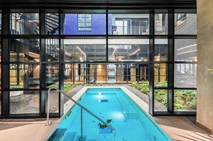 3 Bedroom Flat For Sale In Orchard Place, Canning Town, London, E14