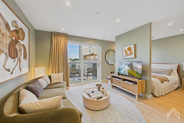 1 Bedroom Apartment To Rent In The Draper, London, NW9