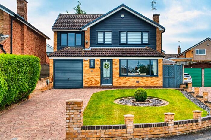 4 Bedroom Detached House For Sale In Arthursdale Close, Scholes, Leeds, LS15