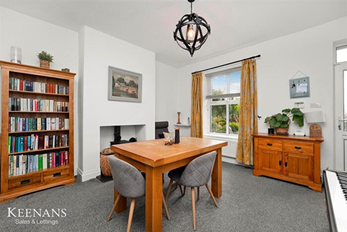 3 Bedroom Terraced House For Sale In Holme Bank, Rossendale, BB4