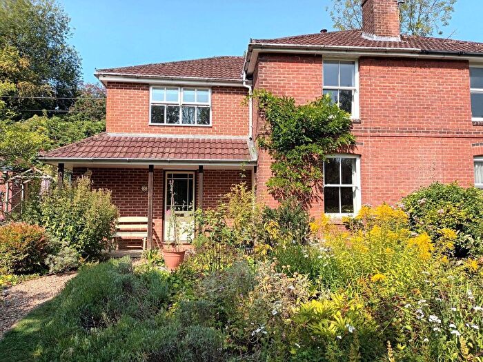 3 Bedroom Semi Detached House For Sale In Park View, Shawford, Winchester, Hampshire, SO21
