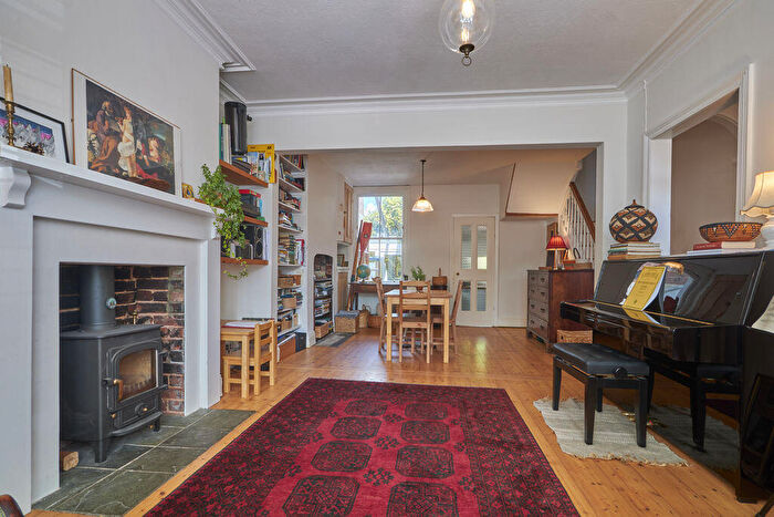 2 Bedroom Terraced House For Sale In Iddesleigh Road, Exeter, EX4