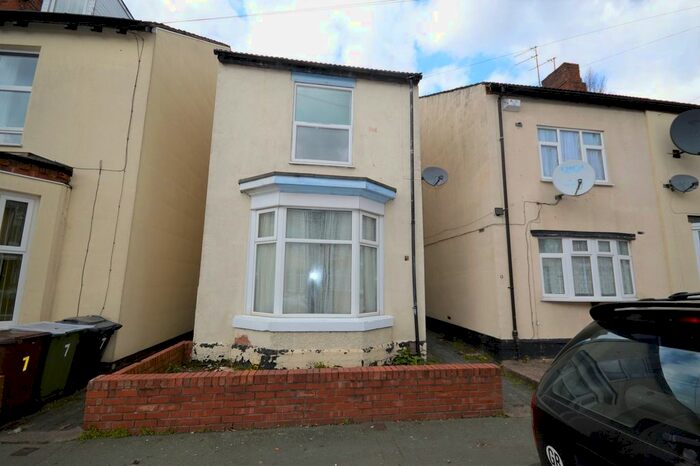 3 Bedroom Detached House To Rent In Leicester Street, Wolverhampton, West Midlands, WV6