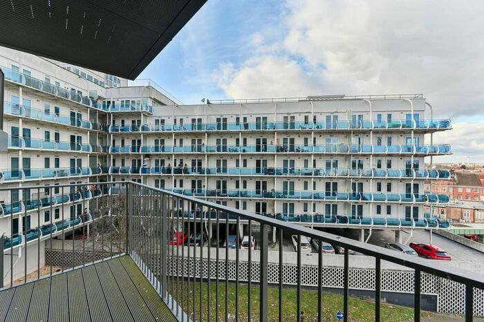 2 Bedroom Flat To Rent In Lyon Road, Harrow, HA1