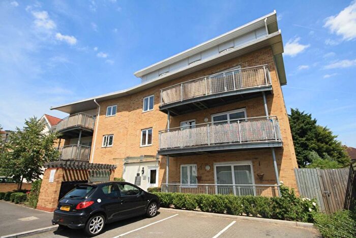 1 Bedroom Flat To Rent In Primrose Place, Isleworth, TW7