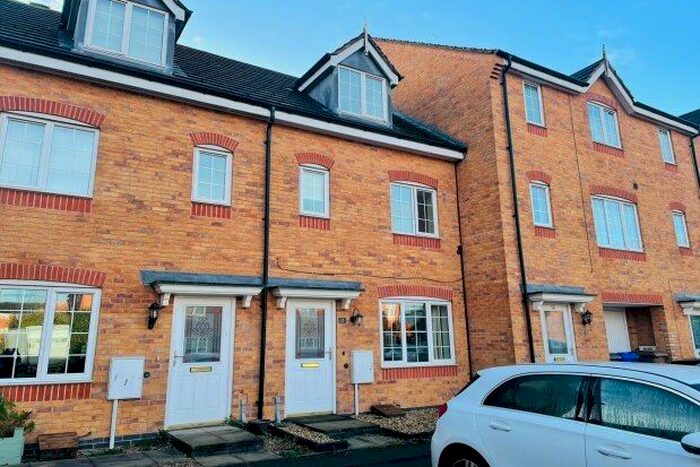 3 Bedroom Property To Rent In Raleigh Close, Stoke-On-Trent, ST4