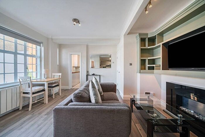 Studio To Rent In Regency Place, Westminster, London, SW1P