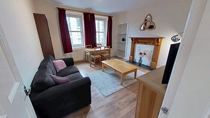 1 Bedroom Flat To Rent In St Leonards Street, Edinburgh, EH8