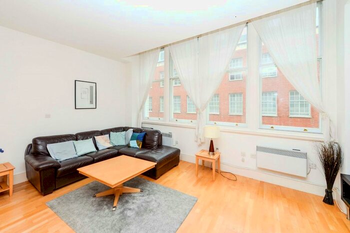 2 Bedroom Flat To Rent In Water Street, Liverpool, Merseyside, L3