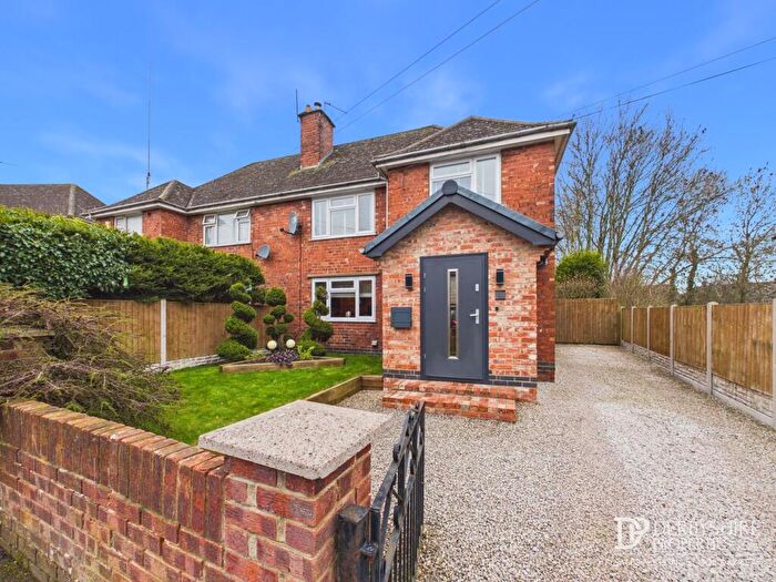 3 Bedroom Semi Detached House For Sale In Preston Avenue, Alfreton, DE55