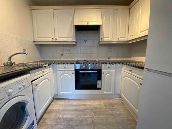 2 Bedroom Apartment To Rent In Stretford Road, Hulme, Manchester, M15