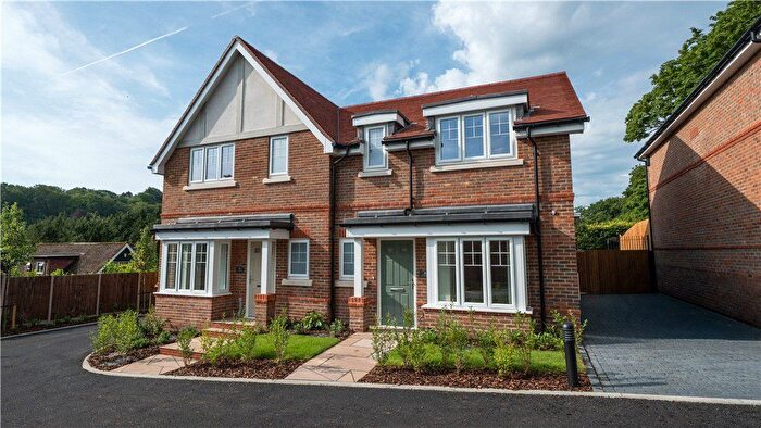 3 Bedroom Semi-Detached House For Sale In Chipstead Way, Banstead, SM7