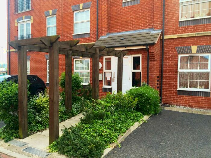 2 Bedroom Apartment To Rent In Magnus Court, Derby, DE21