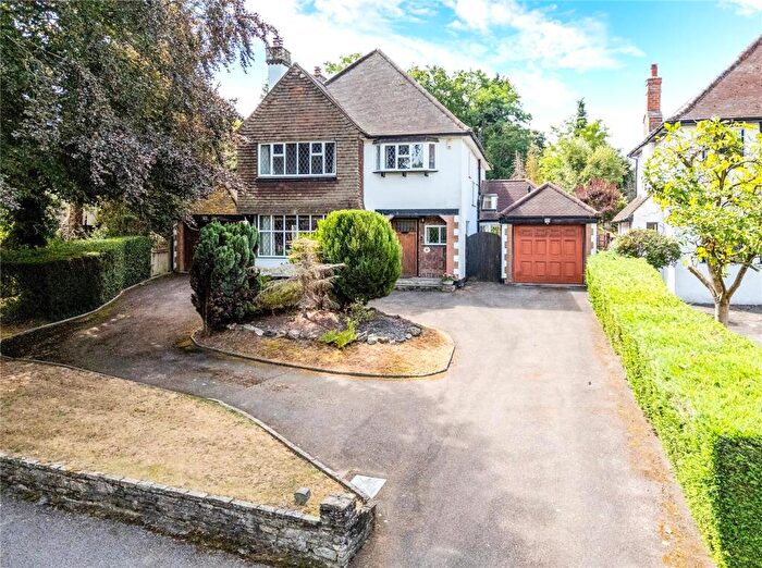 4 Bedroom Detached House For Sale In West Way, Carshalton, SM5