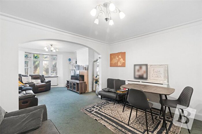 2 Bedroom End Of Terrace House For Sale In Morley Road, Chadwell Heath, RM6