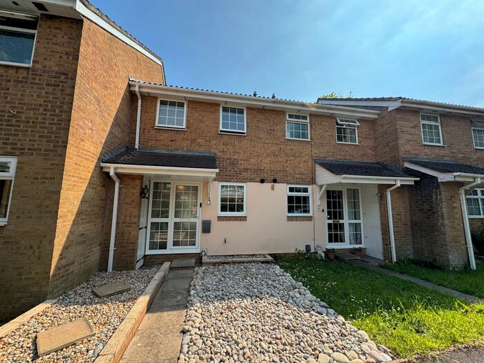2 Bedroom Terraced House To Rent In Cudworth Mead, Hedge End, SO30