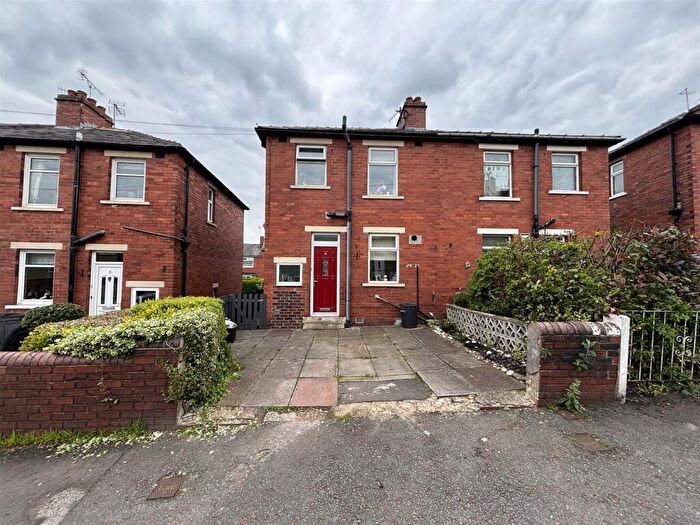 3 Bedroom Semi-Detached House For Sale In , Catherine Crescent, Elland, HX5
