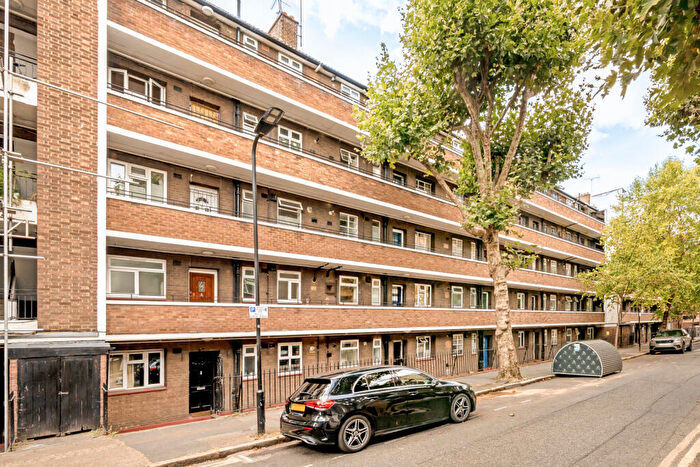 3 Bedroom Flat For Sale In Bevenden Street, Hoxton, London, N1