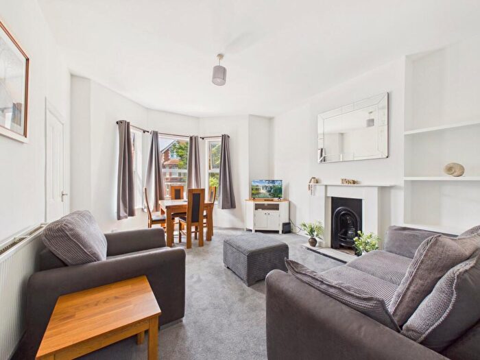 2 Bedroom Apartment For Sale In Beachborough Road, Folkestone, CT19