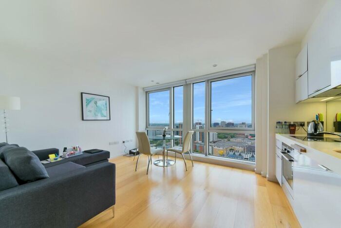Apartment To Rent In Ontario Tower, New Providance Wharf, London, E14