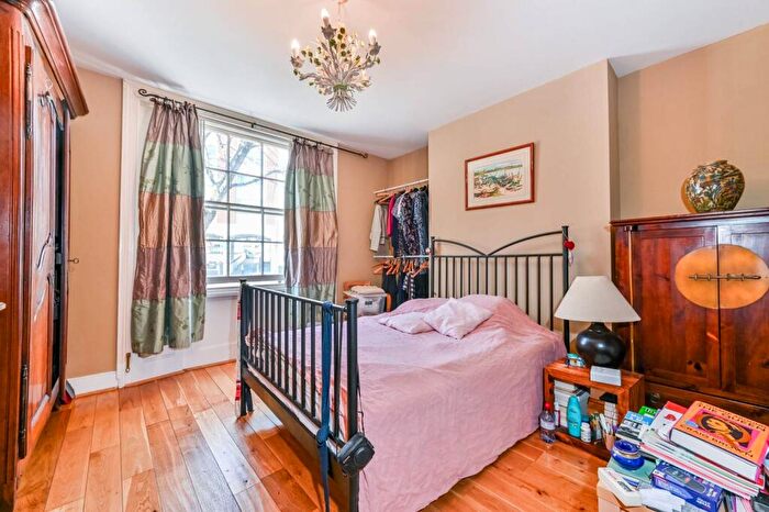 2 Bedroom Maisonette To Rent In Malden Road, Kentish Town, London, NW5