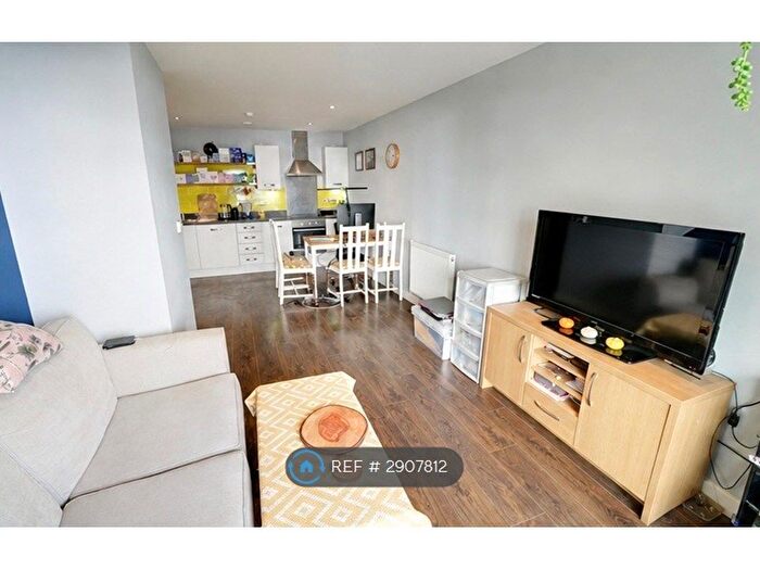 1 Bedroom Flat To Rent In Crown Drive, Romford, RM7