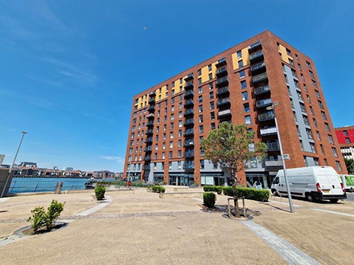 1 Bedroom Flat To Rent In Denyer Walk, Centenary Quay, SO19