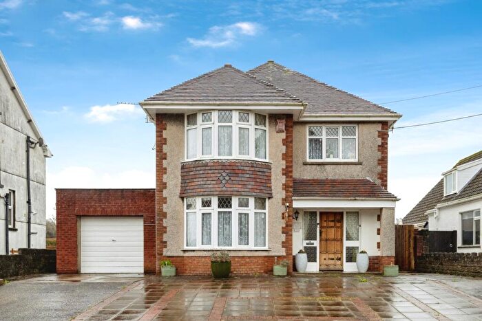 3 Bedroom Detached House For Sale In Tyn Y Bonau Road, Pontarddulais, Swansea, SA4