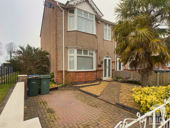 3 Bedroom End Of Terrace House To Rent In Gaveston Road, Coventry, West Midlands, CV6