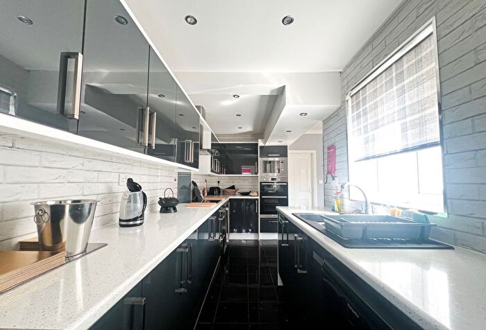 3 Bedroom End Of Terrace House For Sale In Dale Terrace, Lingdale, Saltburn-By-The-Sea, TS12