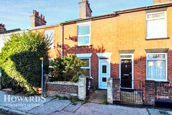 3 Bedroom Terraced House To Rent In Tennyson Road, Lowestoft, NR32