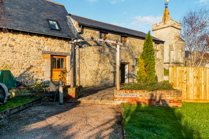 4 Bedroom Property To Rent In Blackgang Road, Niton, PO38